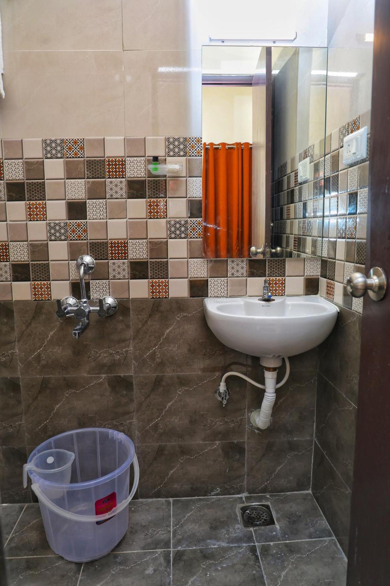 Jn Residency Perungudi Bed & Breakfast Chennai Luaran gambar